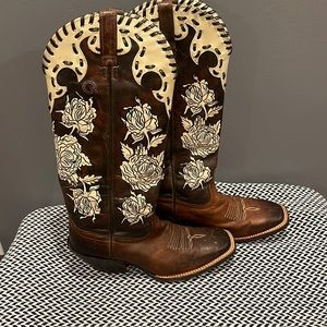 Rhinestone cowboy boots